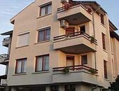 bg099-1.jpg
